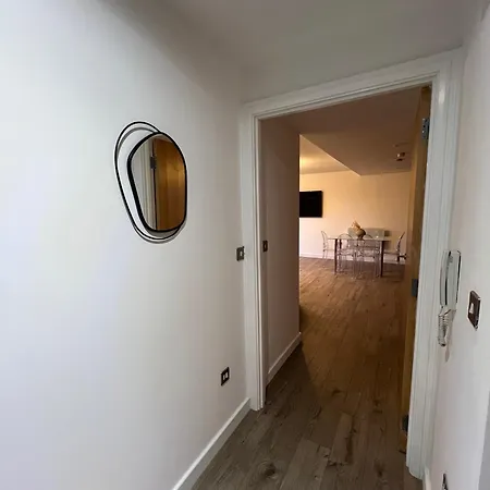 아파트 2 Bedroom Penthouse View 버밍엄